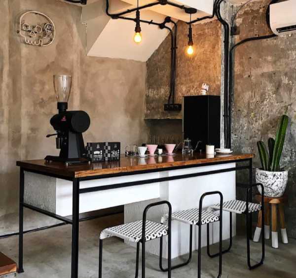 Tips Memilih Furniture untuk Desain Cafe Industrial
