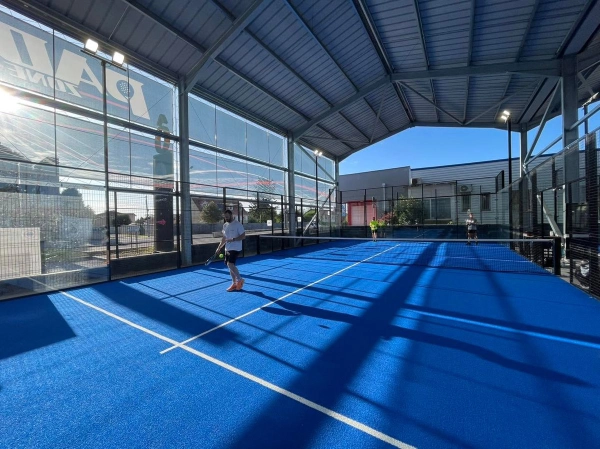 Proses Kerja Profesional Menggunakan Jasa Arsitek Lapangan Padel